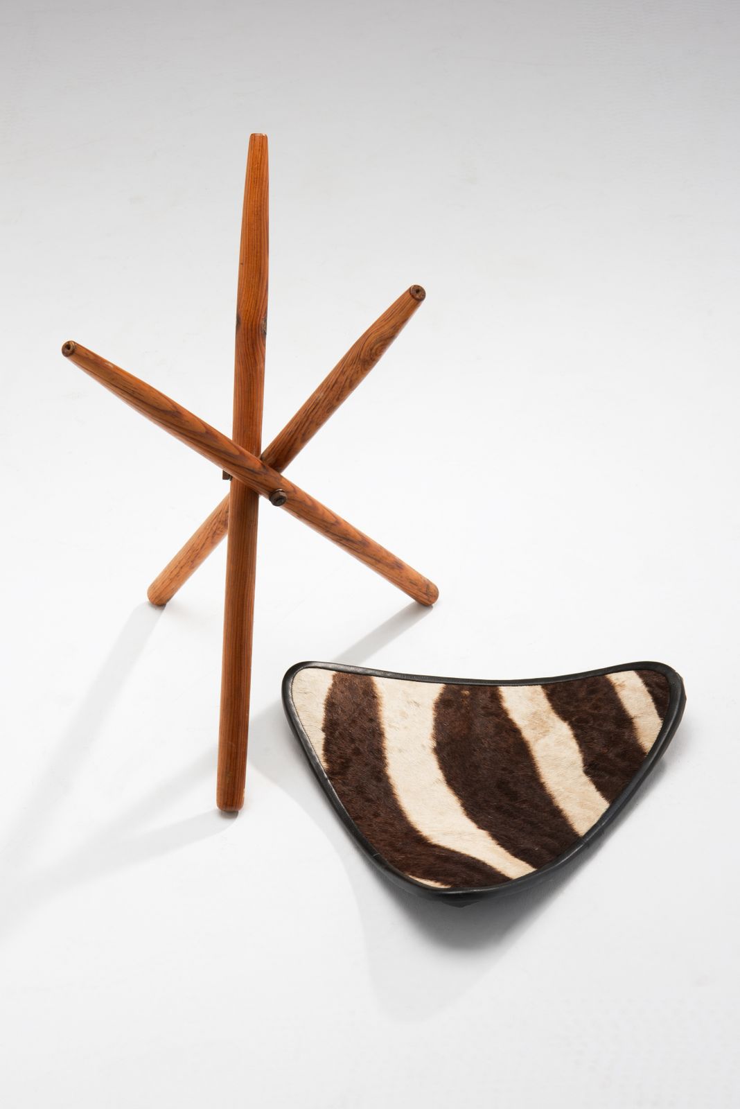 Safari Hunting Stool   50's photo vinterior
