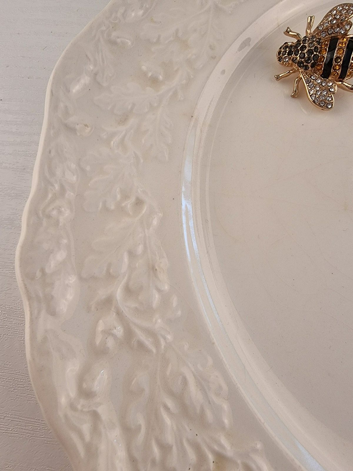 photo furniture Vintage Mason's Ironstone Plates, Vintage Mason’s Oak Design, Vintage Ironstone Plates