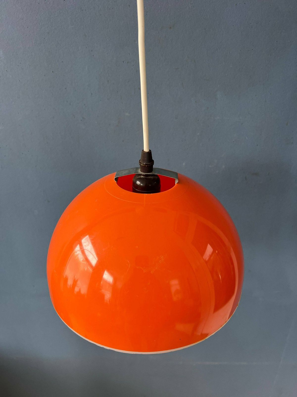 photo for sale Hanglamp Van Acrylglas In Oranje En Wit, Space Age