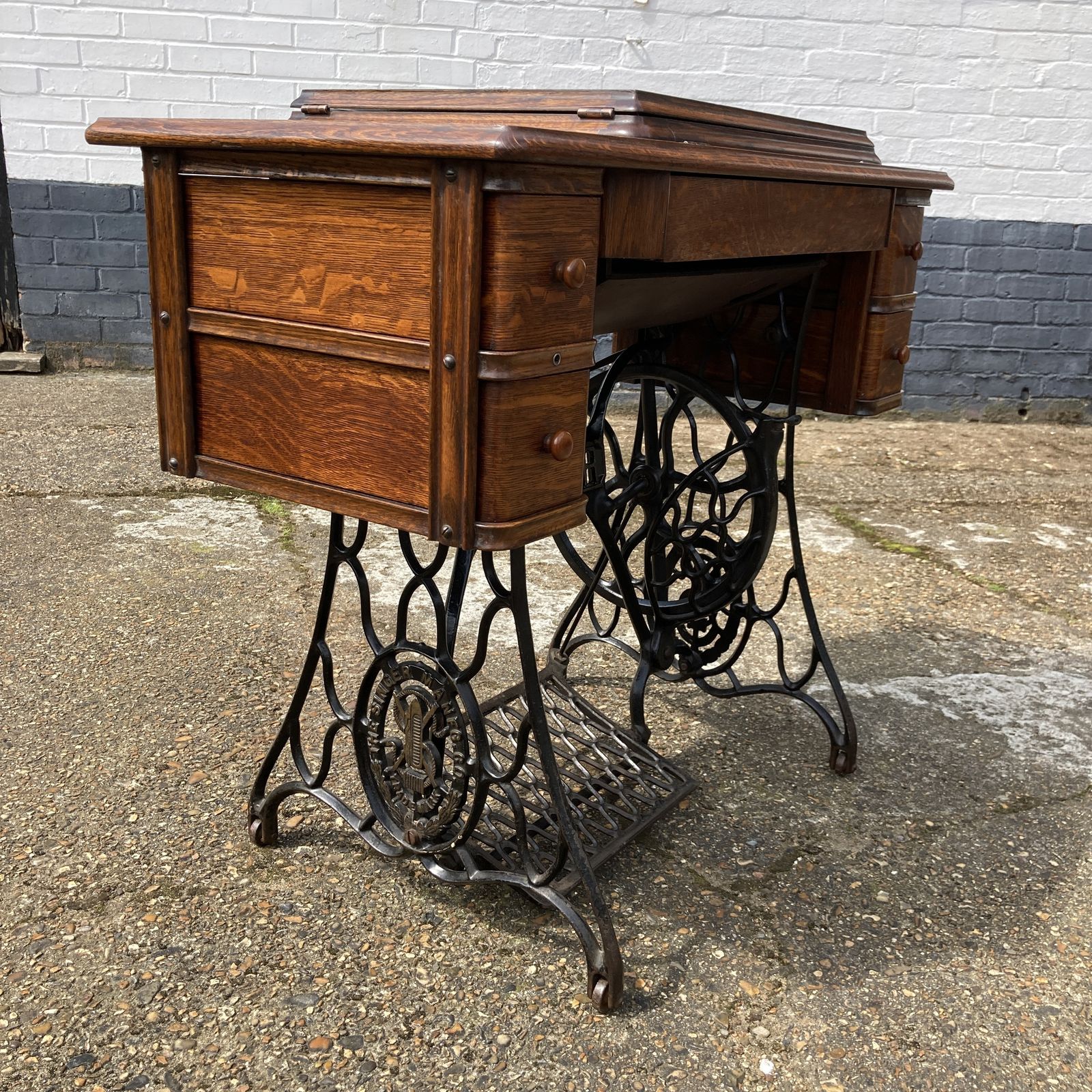 Oak Cased Singer Sewing Machine Side Table, Circa 1920 photo vinterior