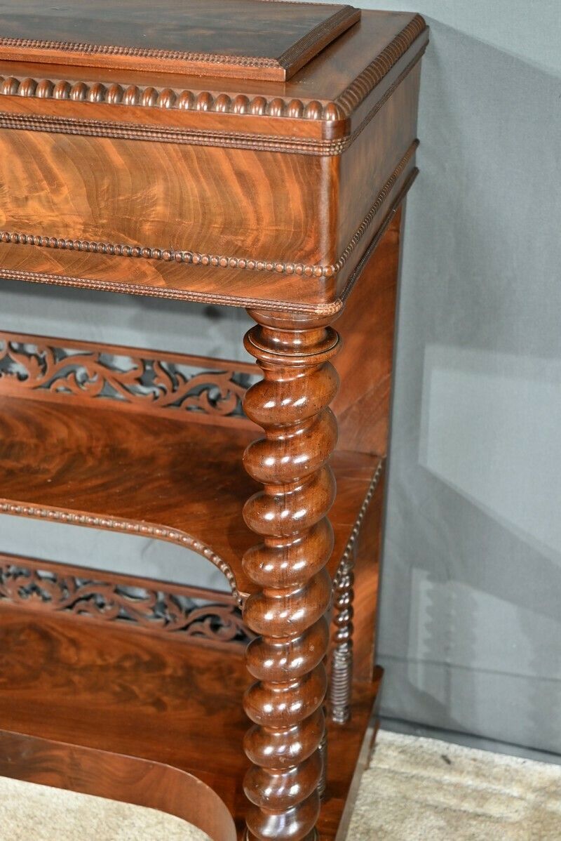 photo vinterior Mahogany Planter, Restoration Style – Mid 19th Century