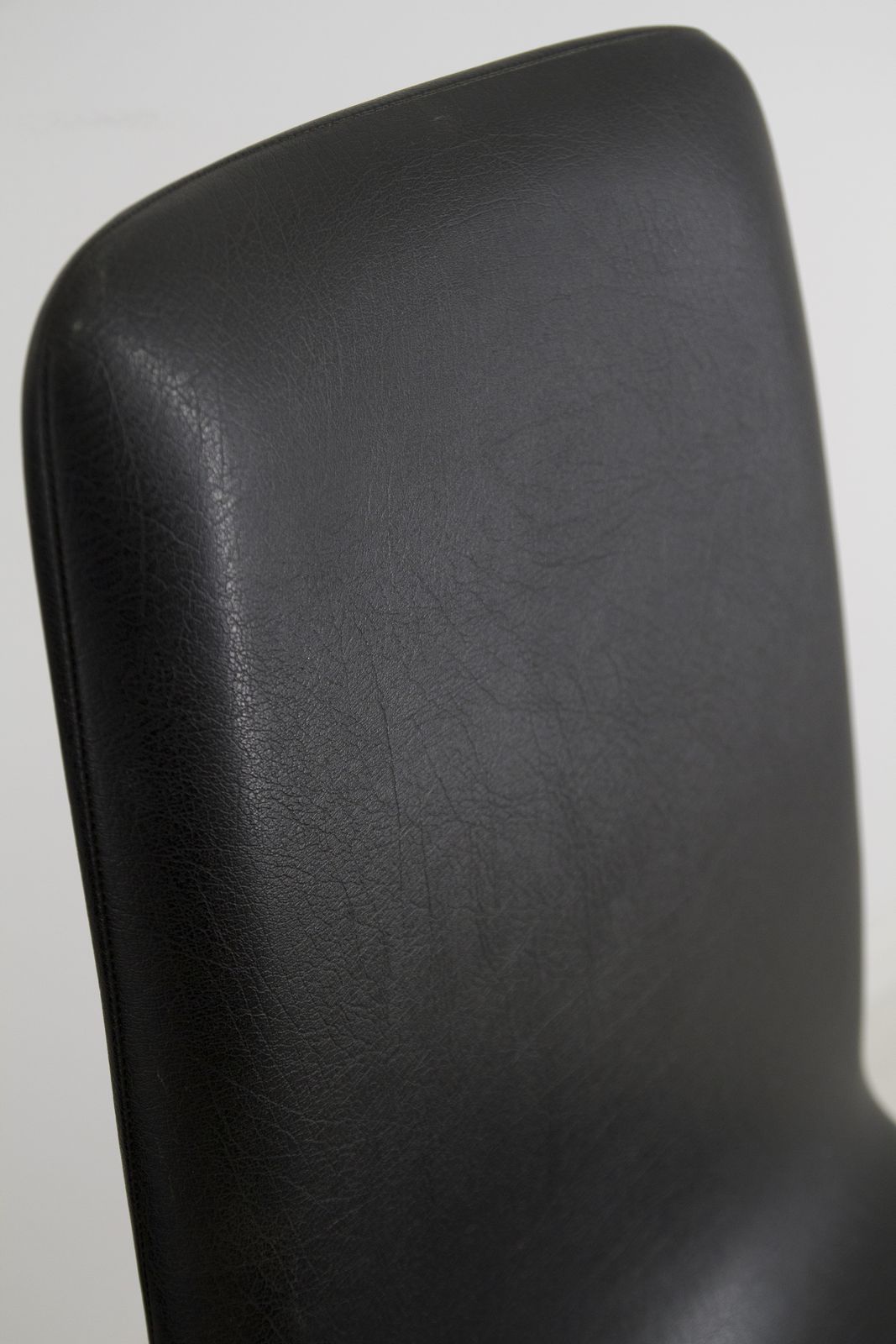 Mid Century Modern Dining Chairs, Set Of 4 Black Swivel Chairs photo vintage