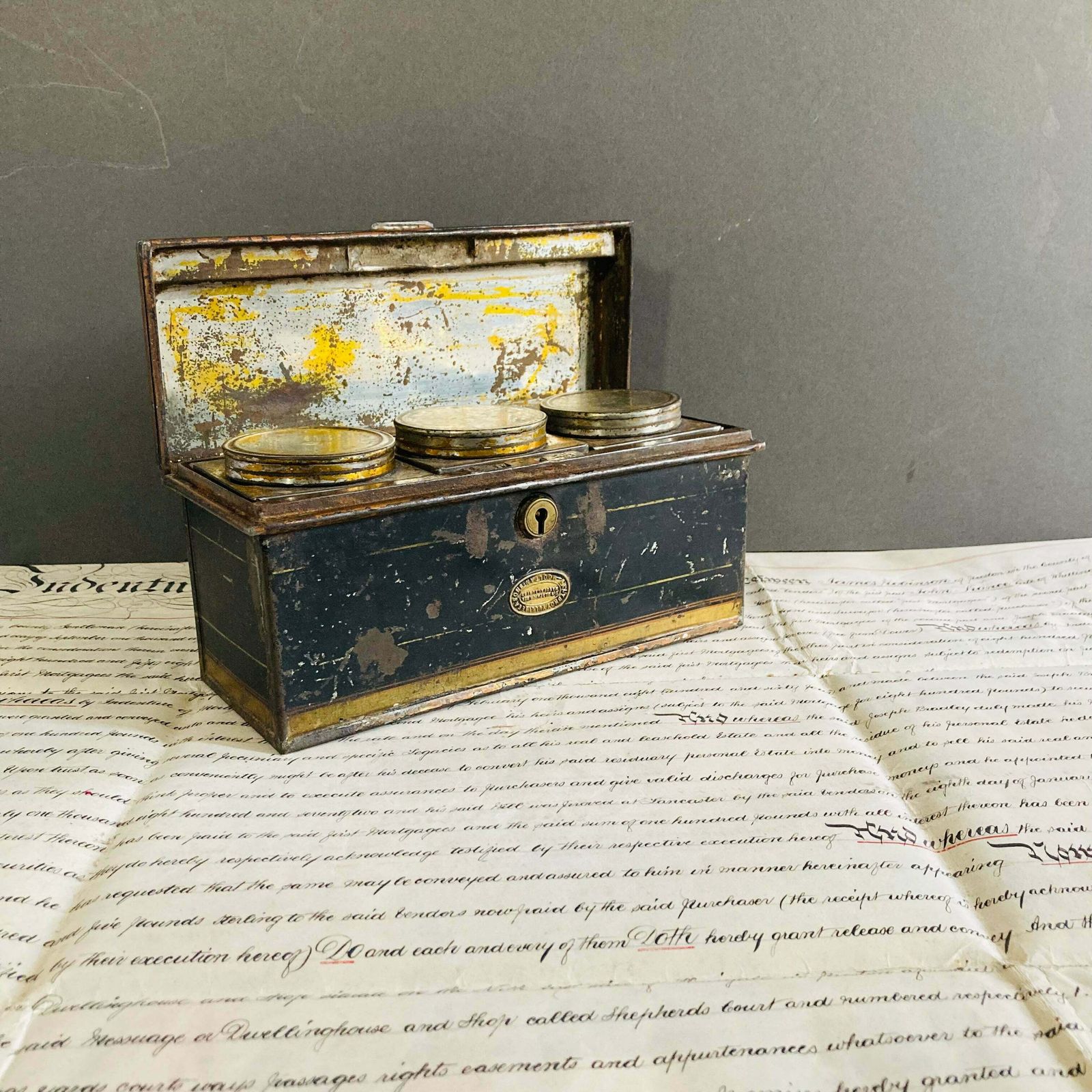 Antique Traveling Tin Tea Caddy photo 165.0