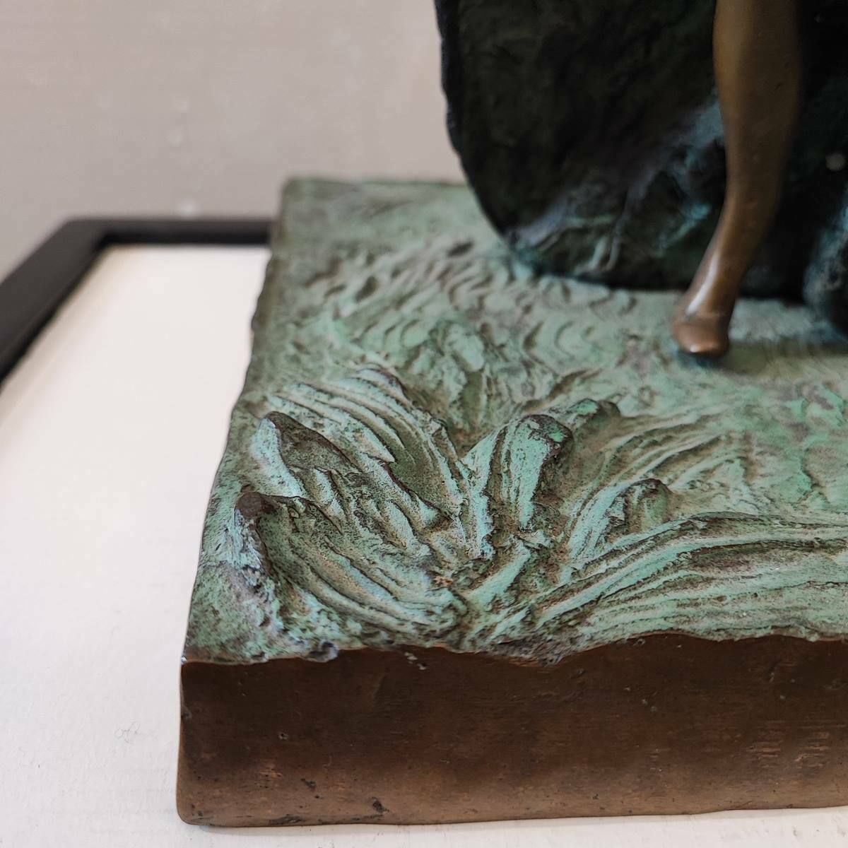 photo furniture Patinated Bronze Sculpture Max Hamlet, Superstar Snail, Year 1991