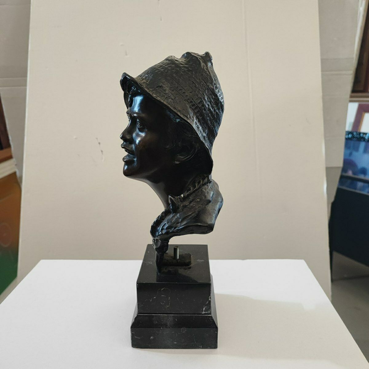 Bronze Sculpture By Giovanni De Martino, Boy With Hat And Chain With Crucifix photo 1014.0