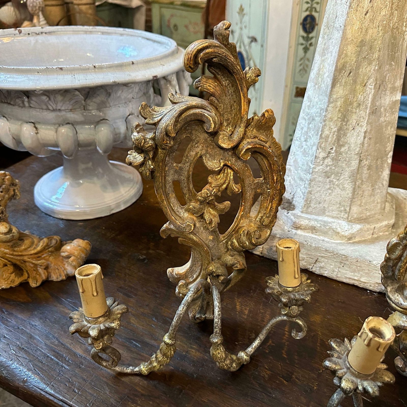 Lighting 1900s Baroque Hand Carved Lacquered Wood And Iron Italian Wall Sconces photo