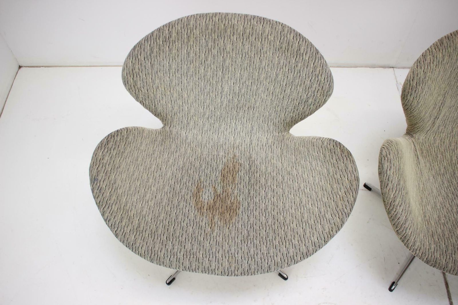 Three Swivel Lounge Armchairs In The Style Of Arne Jacobsen, 1990s photo vinterior