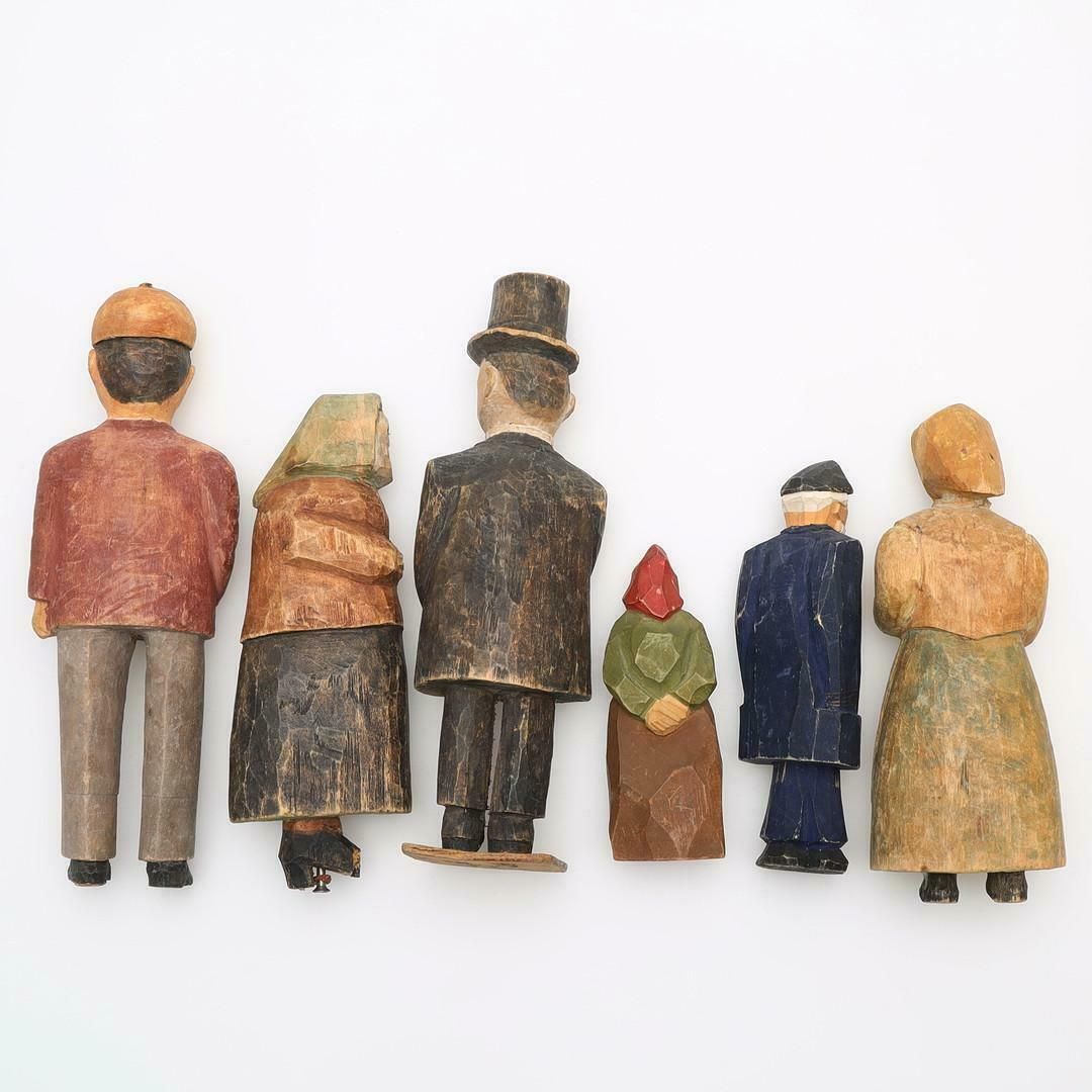 A Set Of 6 Antique Decorative Wooden Figurine Of A Family Carving Sculptures photo furniture