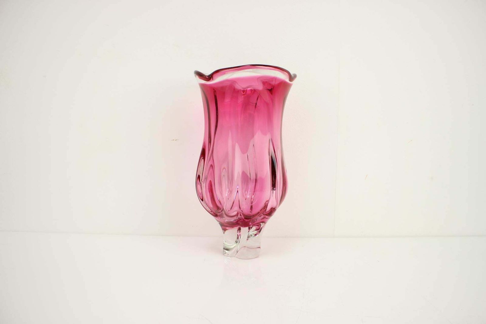 Art Glass Vase By Josef Hospodka For Chribska Glassworks, 1960's photo vinterior