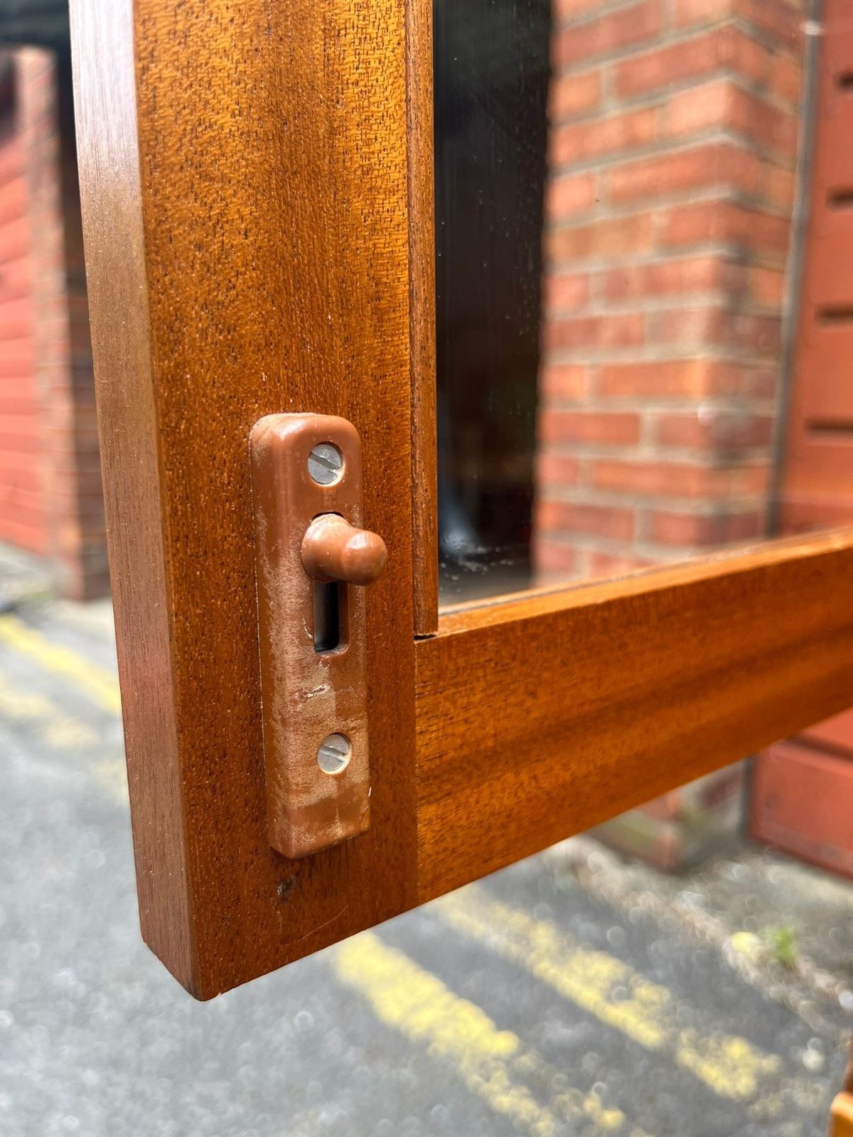 Vintage 1970s Nathan Furniture Mid Century Teak Glazed Display Cocktail Drinks Cabinet photo vinterior