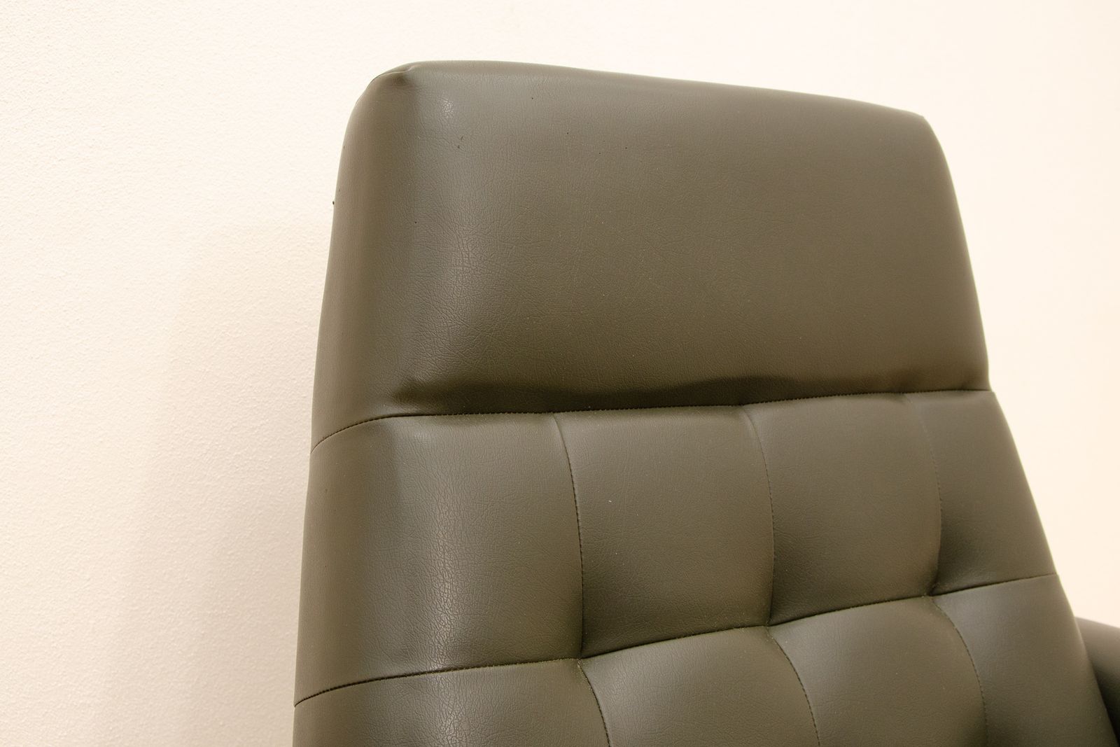 photo vintage Mid Century Czechoslovak Swivel Armchair, 1970´S, Central Europe