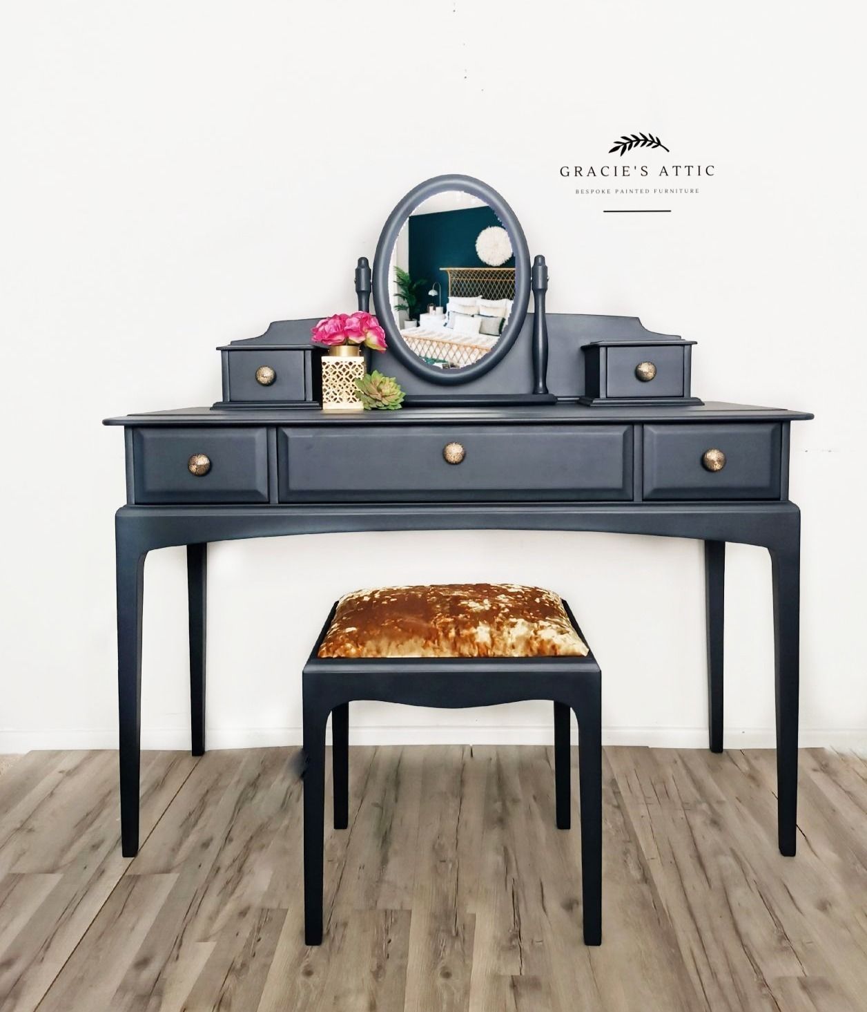 Stag Minstrel Dressing Table, Mirror & Stool