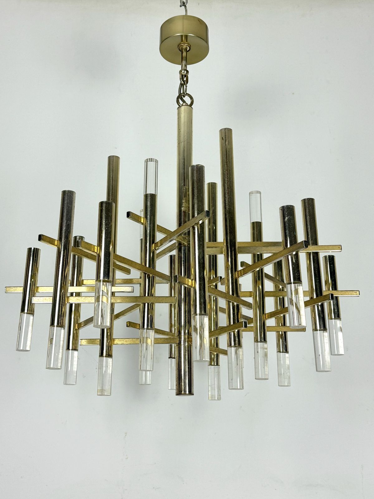 Sciolari 15 Lights Slight Gilded Chrome And Perspex Chandelier Model Ice, Italy 60s