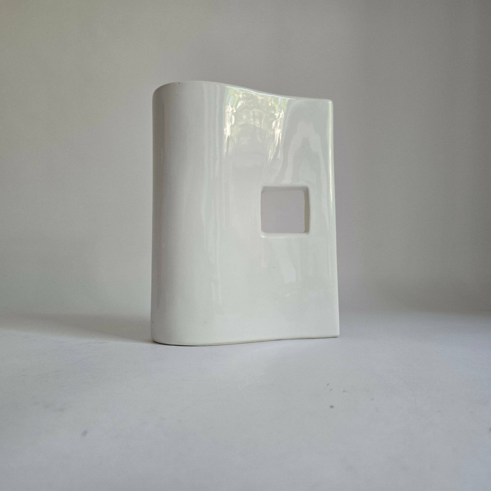 Vintage Memphis Milano Style Ceramic Vase photo 83.0