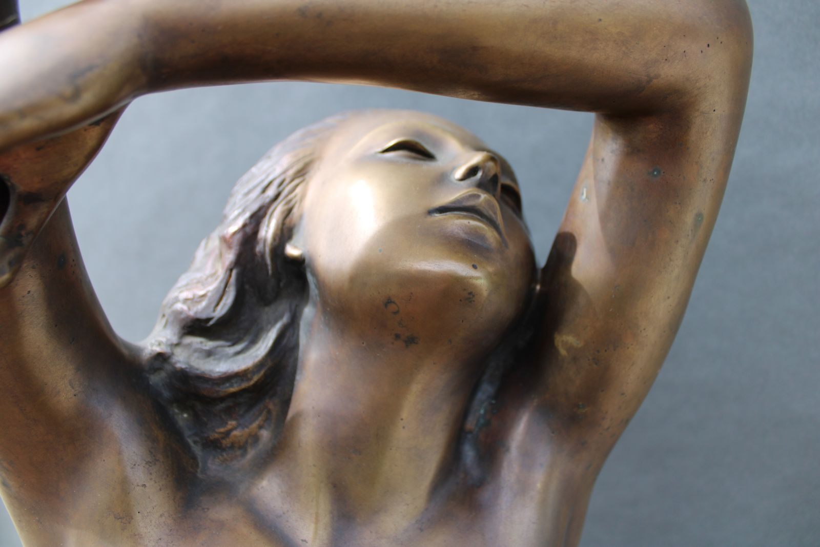 Female Sculpture/Large Bronze Female Nude Risveglio/Fonderia Artistica Gemito Napoli/Statue Of Awakening photo furniture