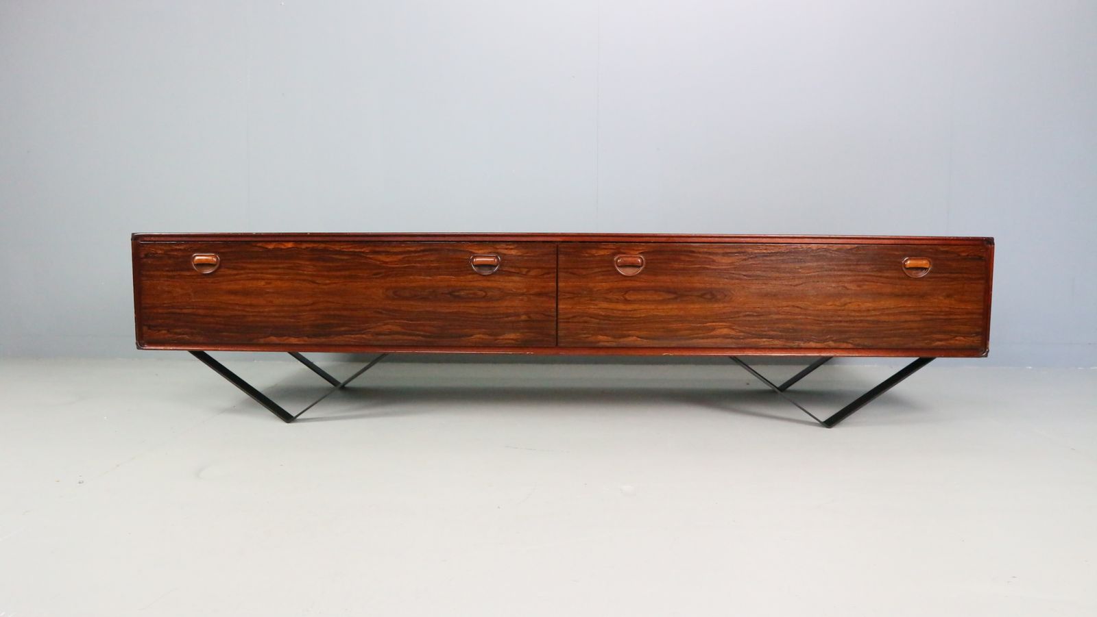 Mid Century Modern Lowboard/Credenza For Fristho, 1960s Dutch Design photo vinterior