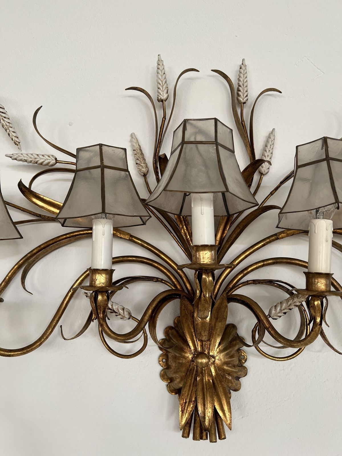 Large Gilt Wall Sconce With Wheat Sheaf And Original Lampshades, 1970s photo Lighting