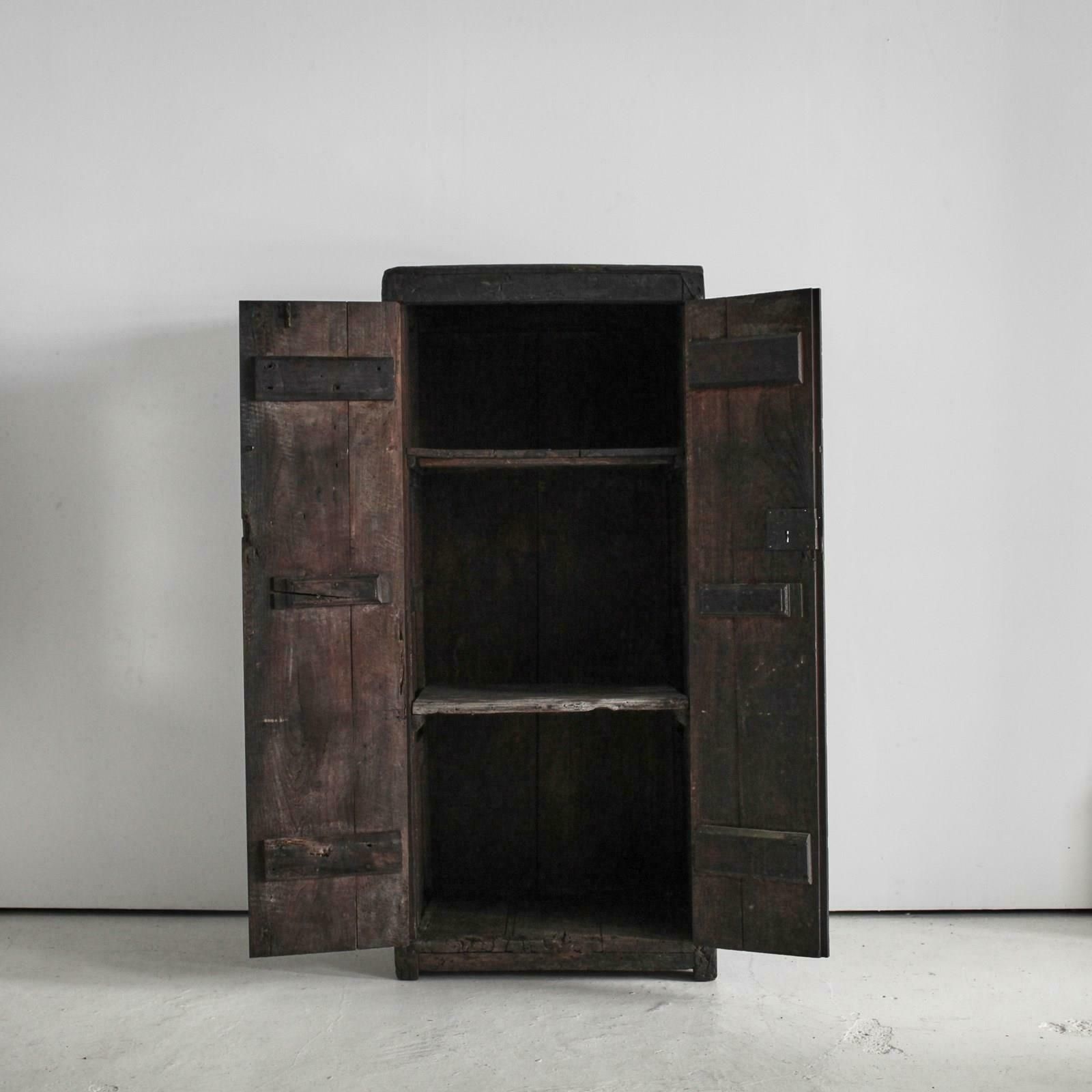 Xxl 17th C. Portuguese Mountain Cupboard In Blackened Chestnut photo for sale