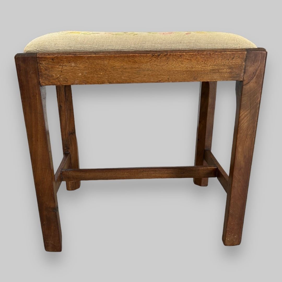 A Smart Edwardian Mahogany Dressing Table Stool photo 265.0