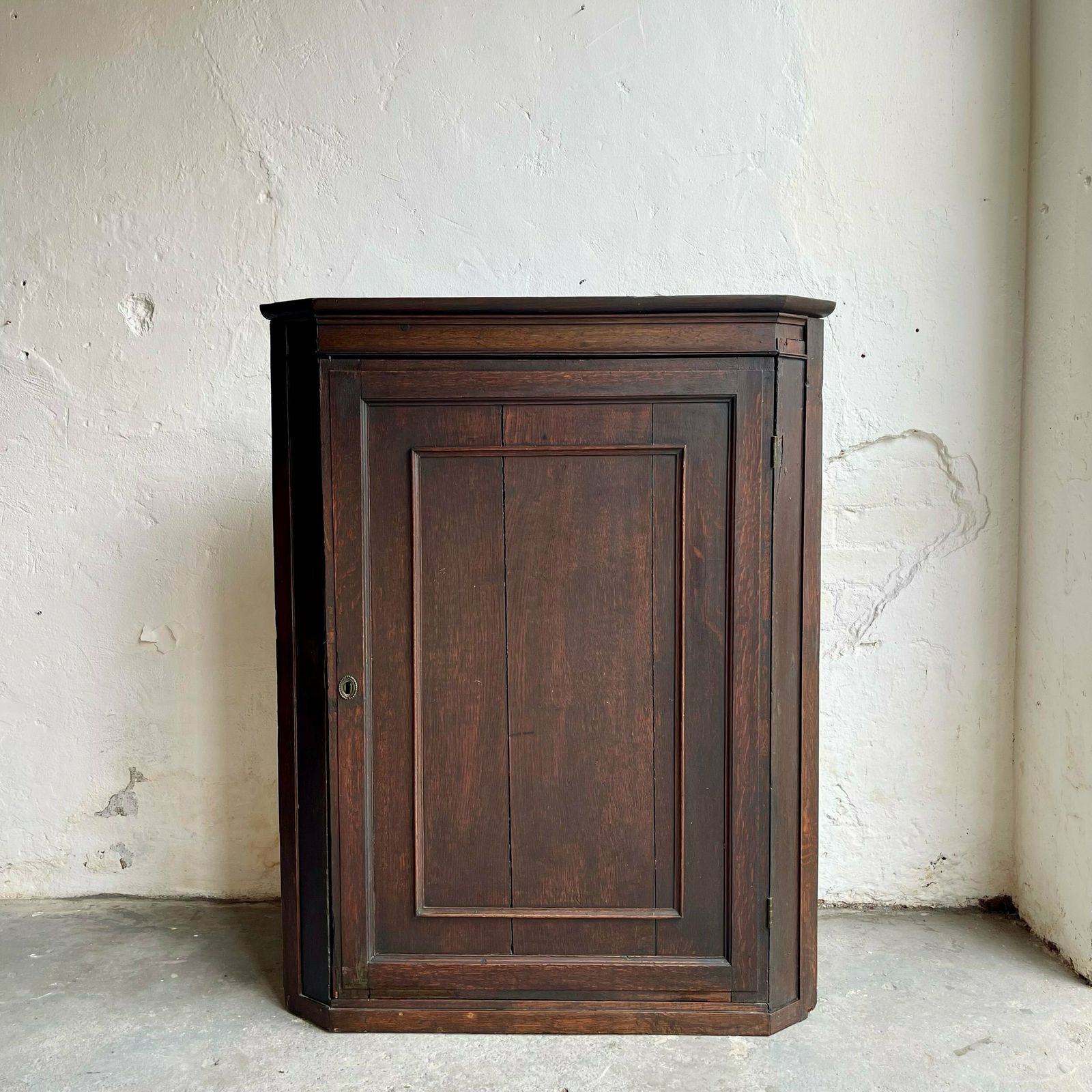 Antique Victorian Corner Cupboard