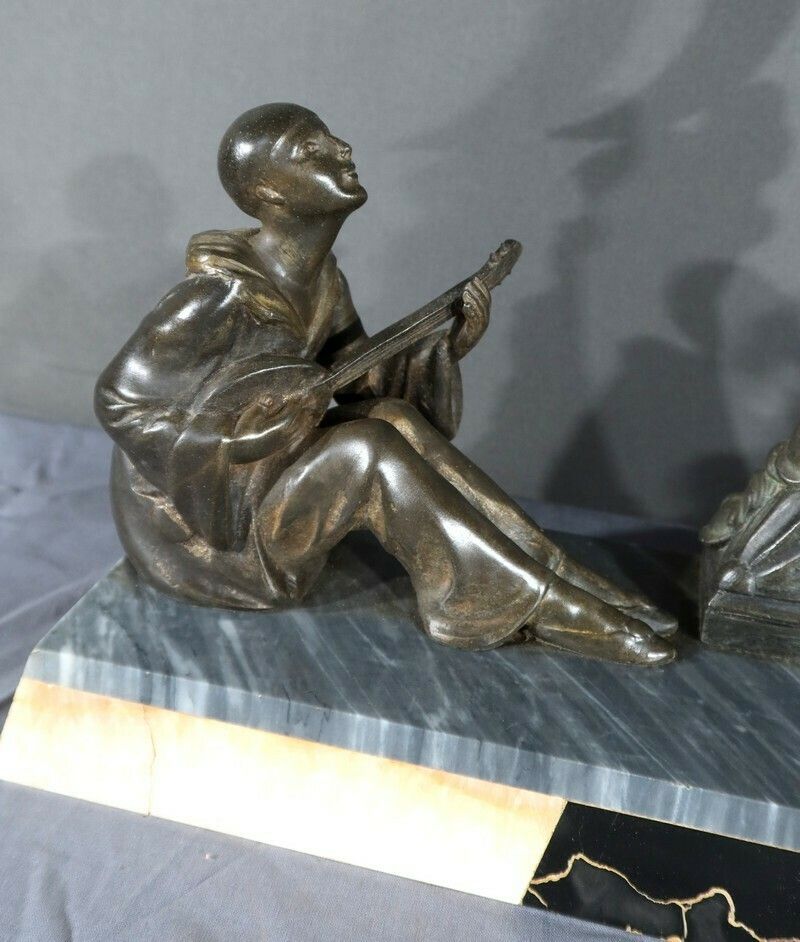 Regulate Sculpture Of Pierrot And Columbine – Early 20th Century photo 520.0