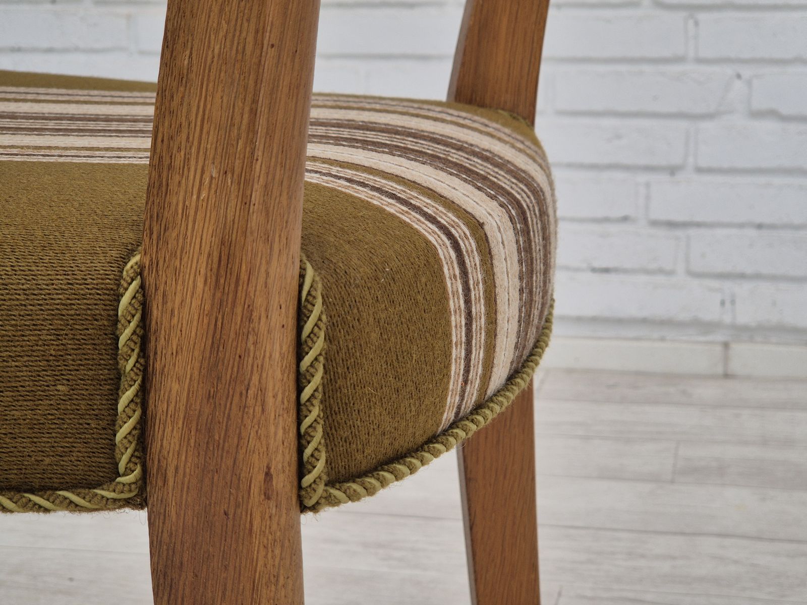 1250.0 1970s, Set Of 4 Danish Dining Chairs In Oak Wood, Green Furniture Wool. photo