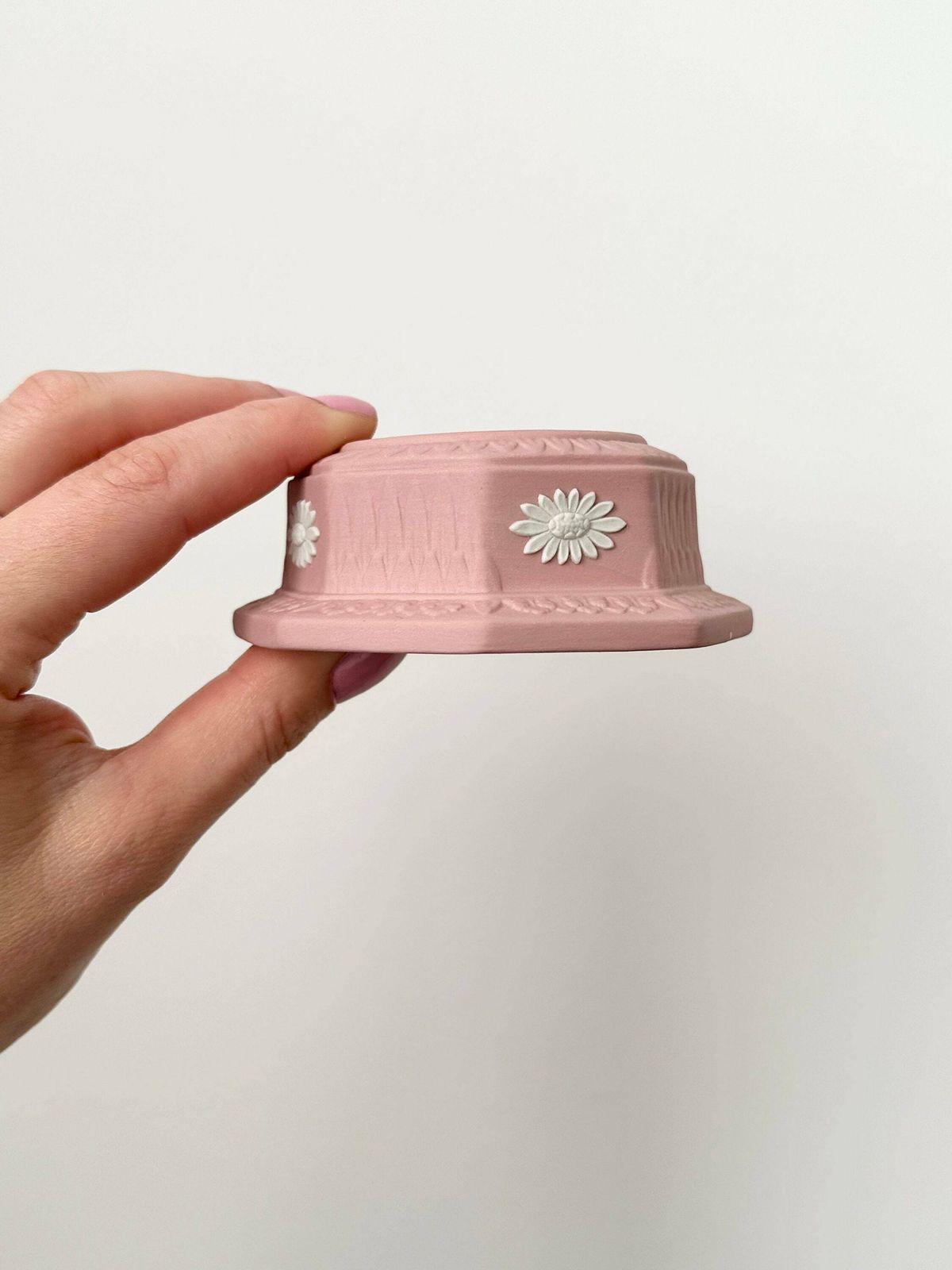 Pink Wedgwood Japerware Candle Holder, Pink And White Holder photo Home Decor