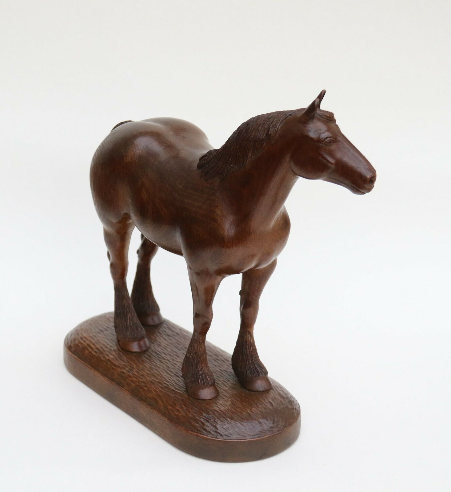 photo vinterior An  English Hand Carved Study Of A Belgian Draught Horse Stallion, Circa 1930