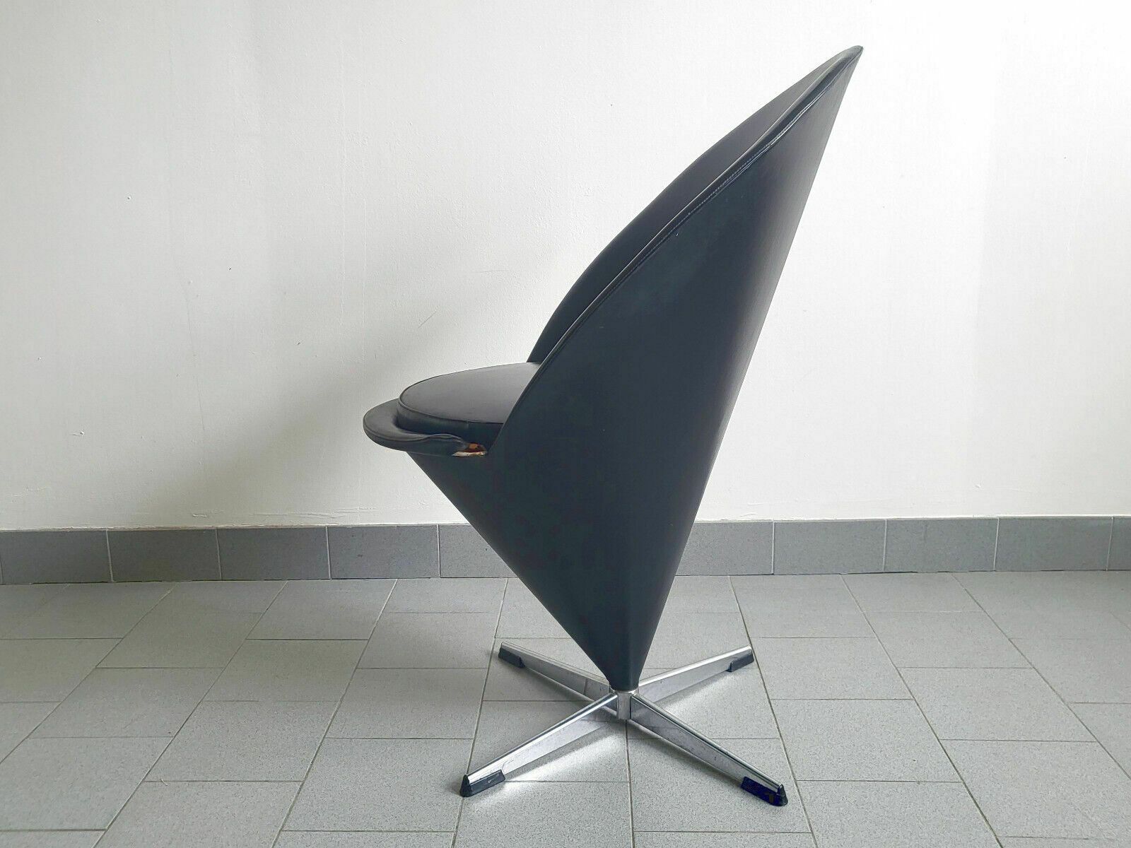Vintage Cone Chair K1 Armchair By Verner Panton 1950 Black Faux Leather & Steel photo 1515.0