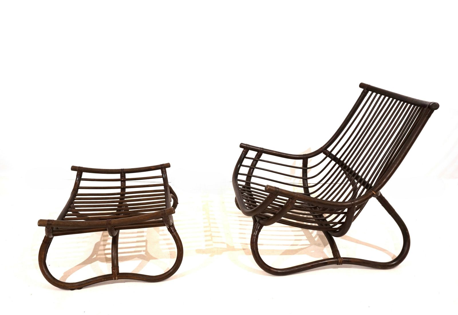 photo vinterior Manou Rattan Lounge Chair In Pagoda Style