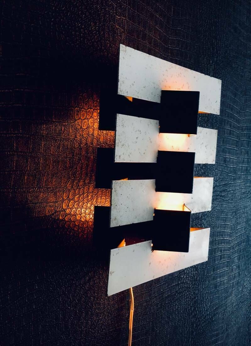 photo for sale Modernistische Geometrische Wandlamp Van J.J.M. Hoogervorst Voor Anvia Almelo, Nederland, Jaren 1960