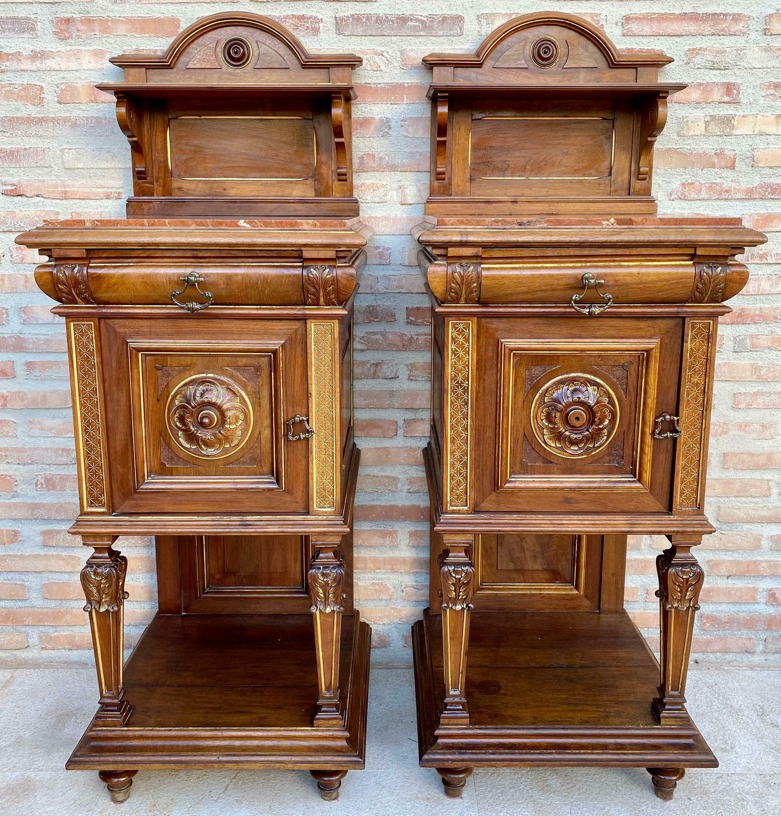 Tables de chevet françaises, plateau en marbre, XIXe siècle, années 1890, lot de 2 - 3 040,21 £ le lot photo Mobilier