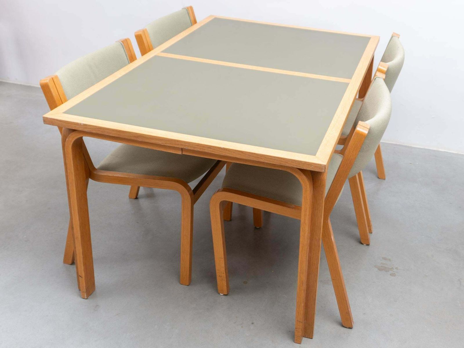 photo vintage Magnus Olesen Labeled Made In Denmark Green Olive Table Top, 1970s