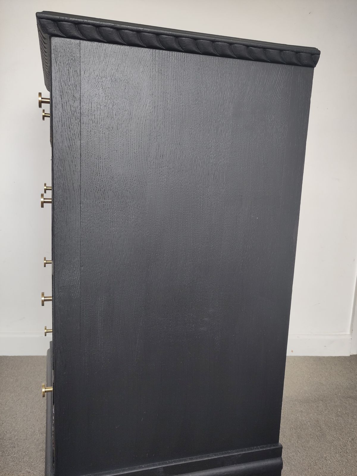 photo furniture Solid Wooden Painted Chest Of Drawers