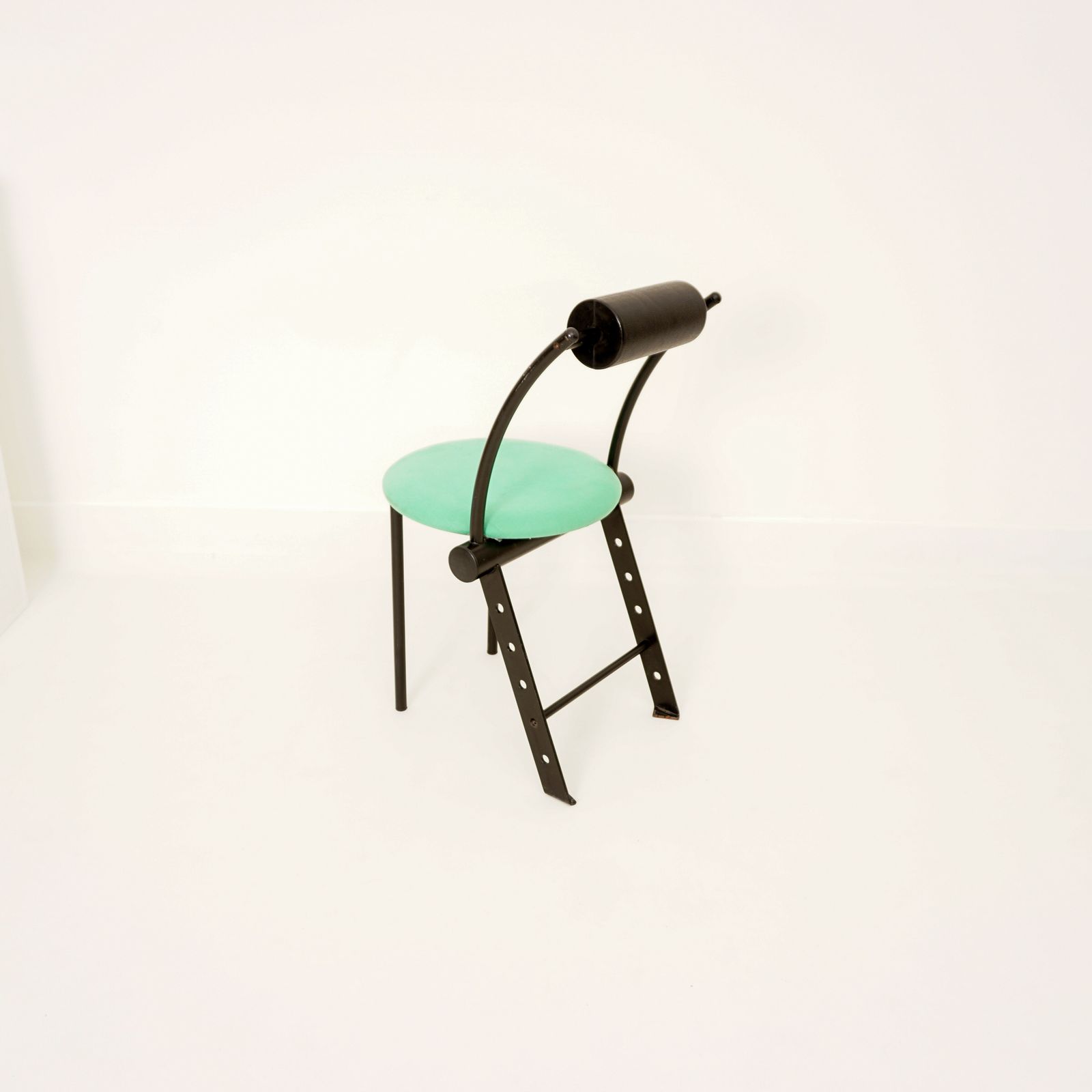 Postmodern Green Chair, 1980, 1980s photo vintage