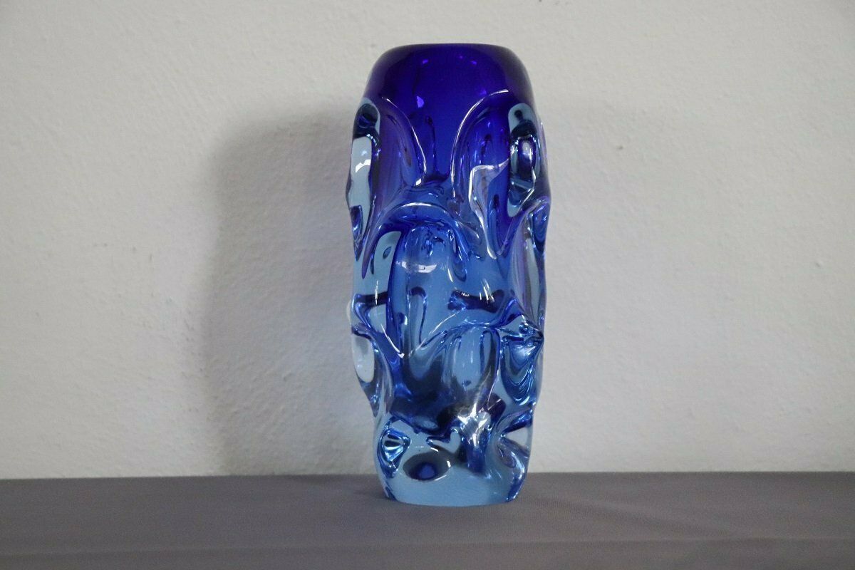 photo furniture Art Glass Blue Vase In Blown Glass Attributed To Börne Augustsson, 1940s