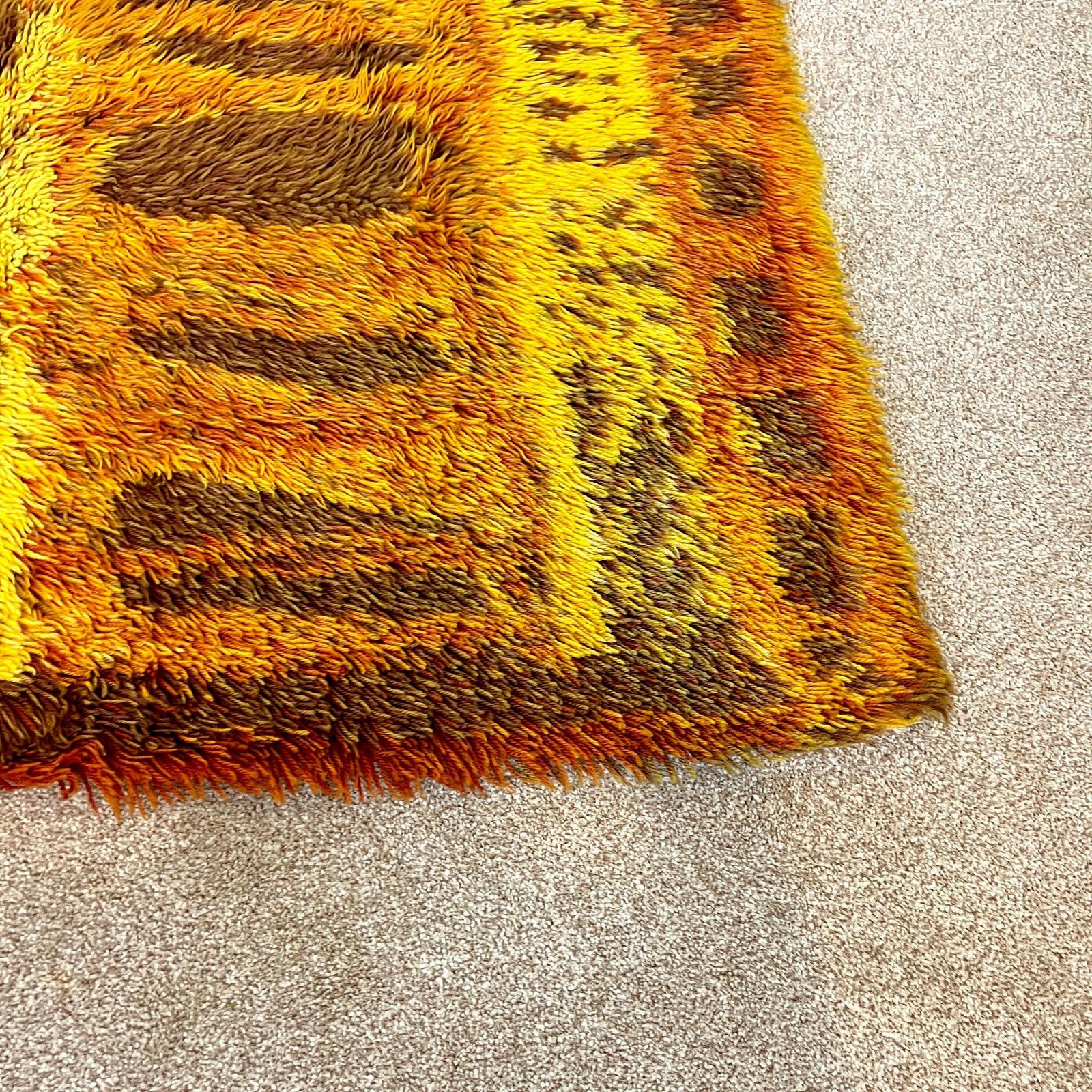 Mid Century Orange Brown Rug Rya, Vintage 70s Round Shag Style Rug, Retro 5ft X 3ft photo vintage