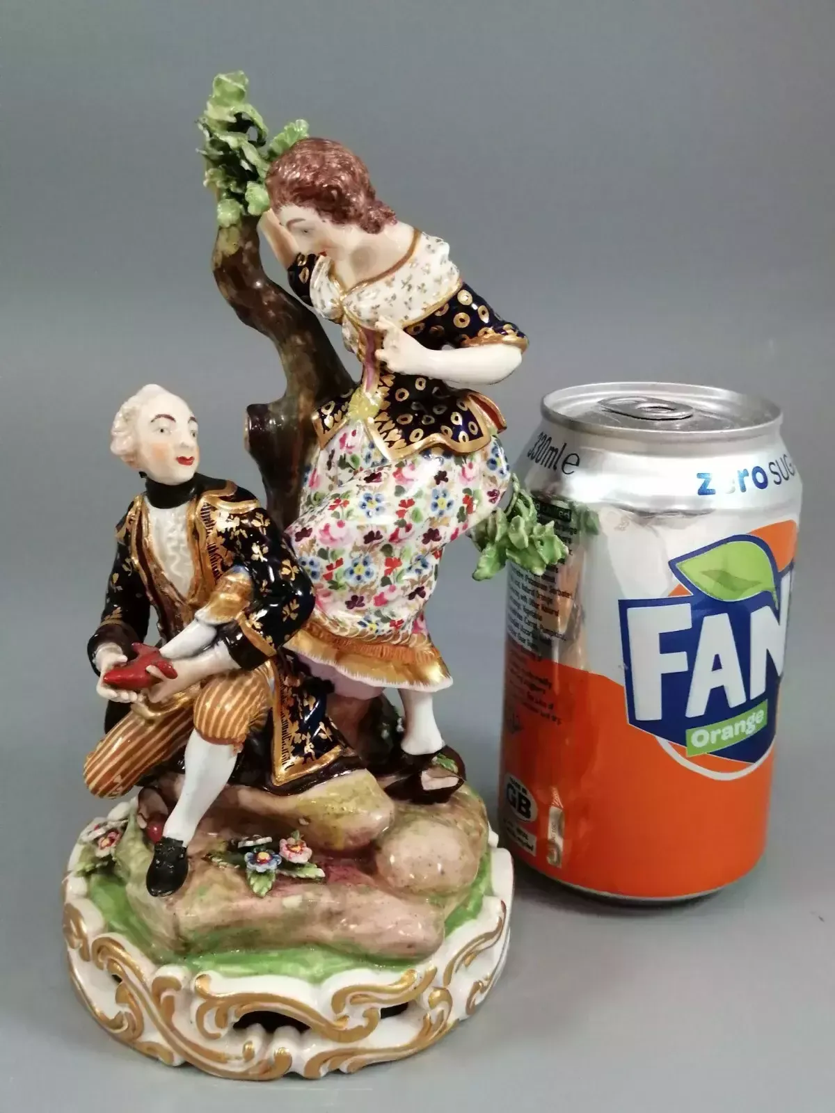 750.0 Antique Derby Figurine Shoemaker, Early 19th Century, Rare. photo