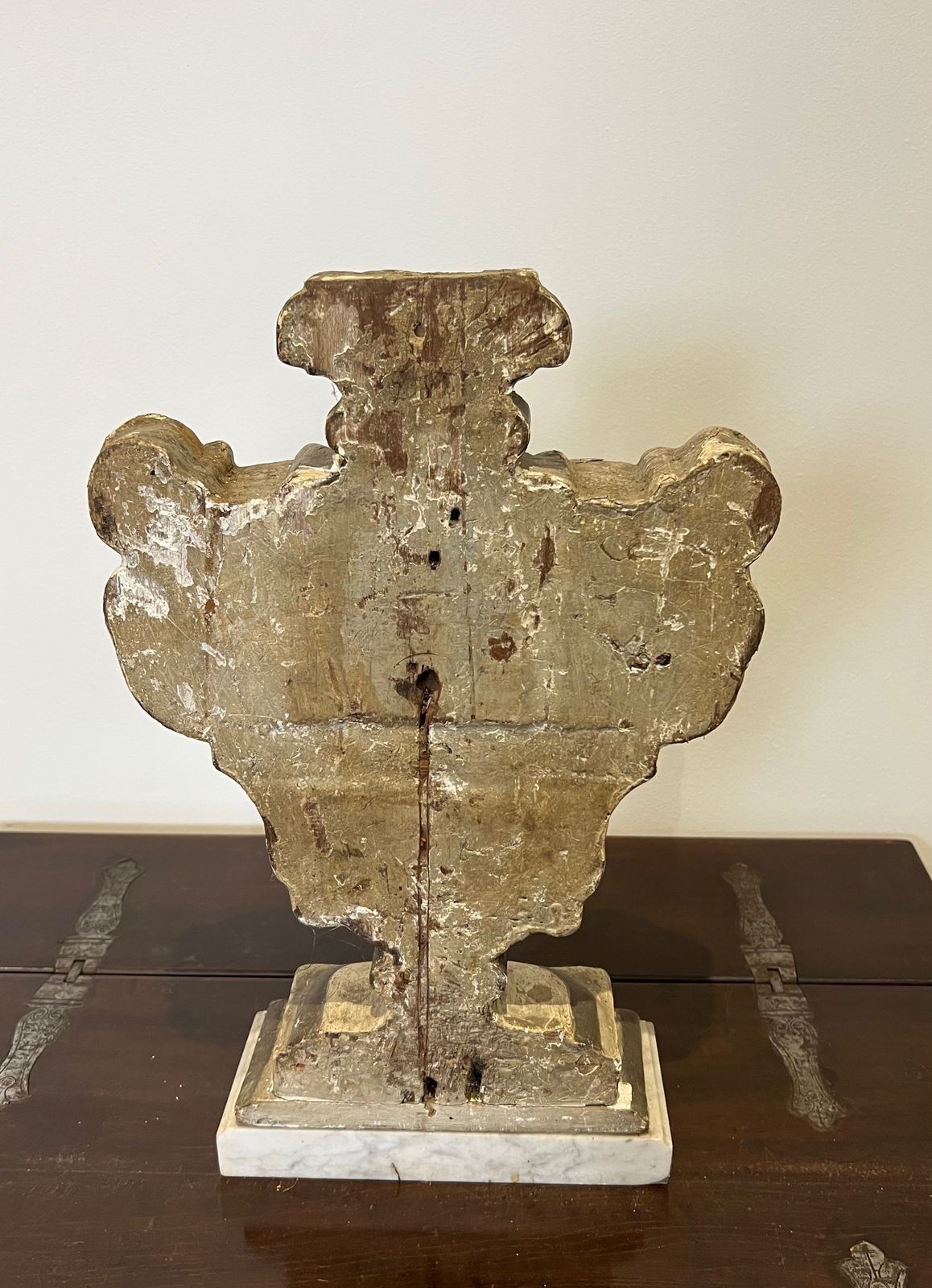 Decorative Element In Carved Wood On Carrara Marble Base photo 880.0