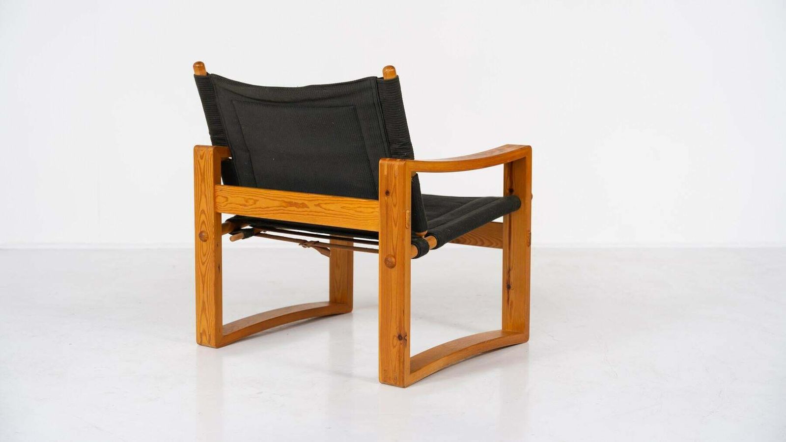 photo vintage Mid Century Modern Pair Of 'Safari' Armchairs By Børge Jensen For Bernstorffsmin