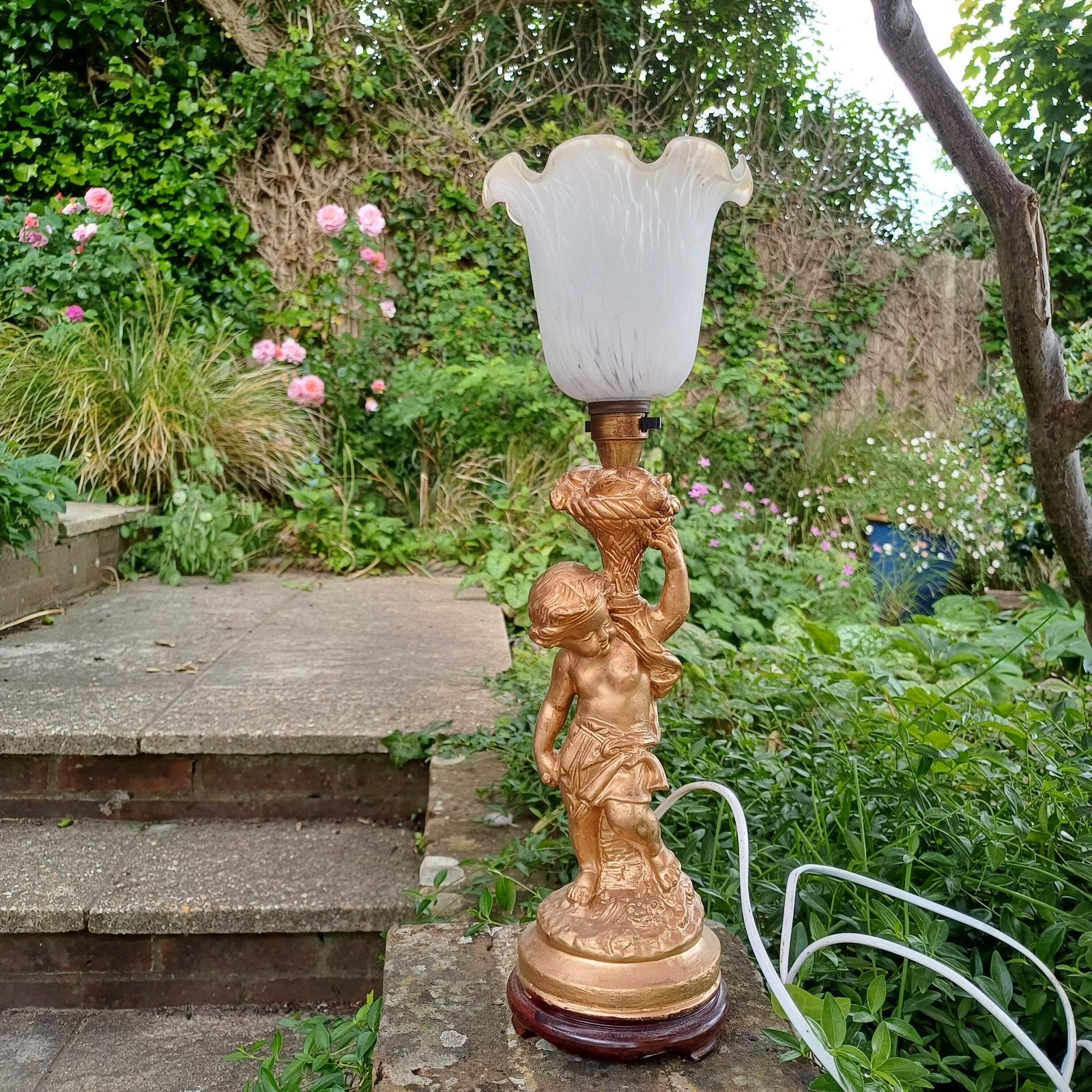 Vintage Cherub Gold Table Lamp With Early 20th Century Glass Lampshade.