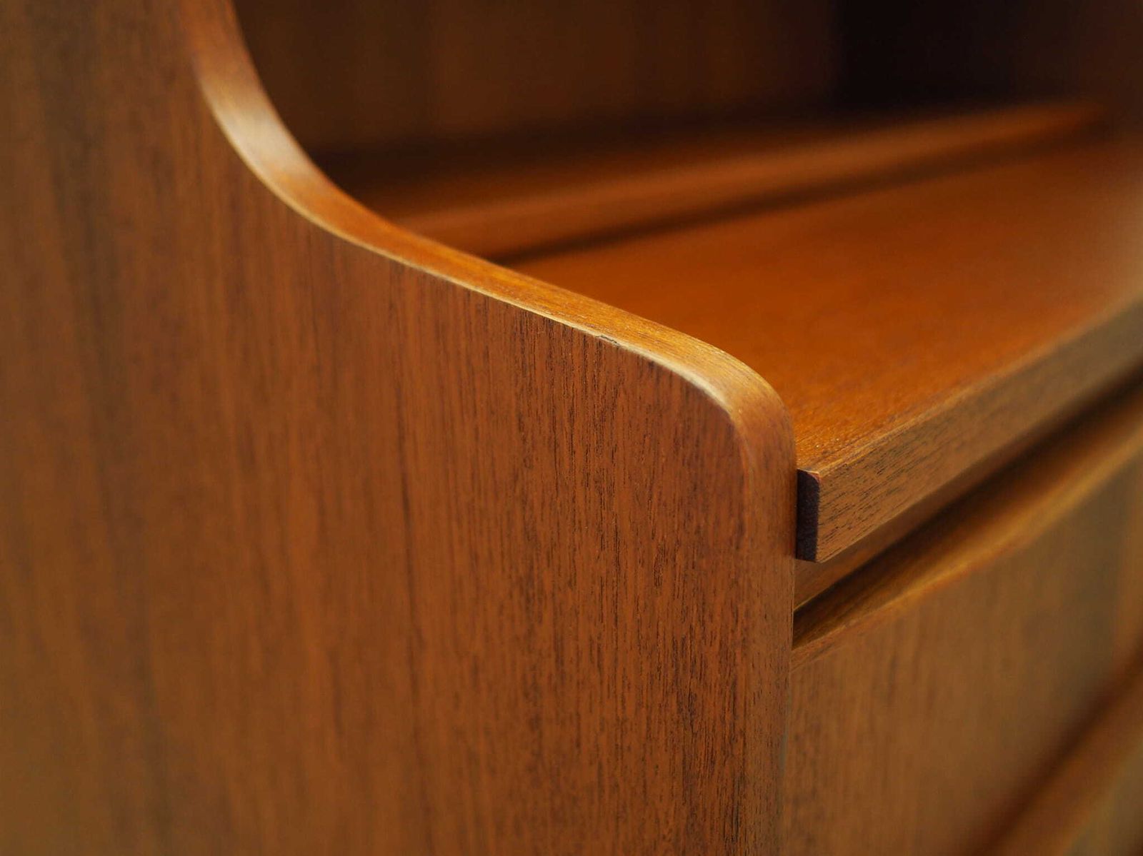 photo vinterior Teak Secretary, Danish Design, 1970s, Production: Denmark