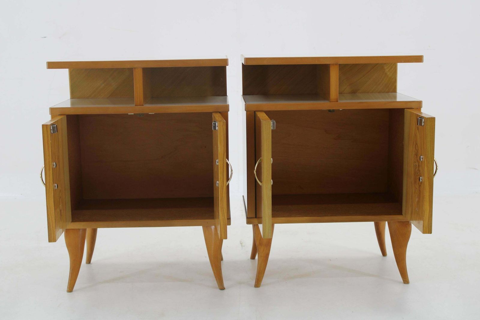 1960s Pair Of Nightstands In Ash Finish , Italy photo vintage