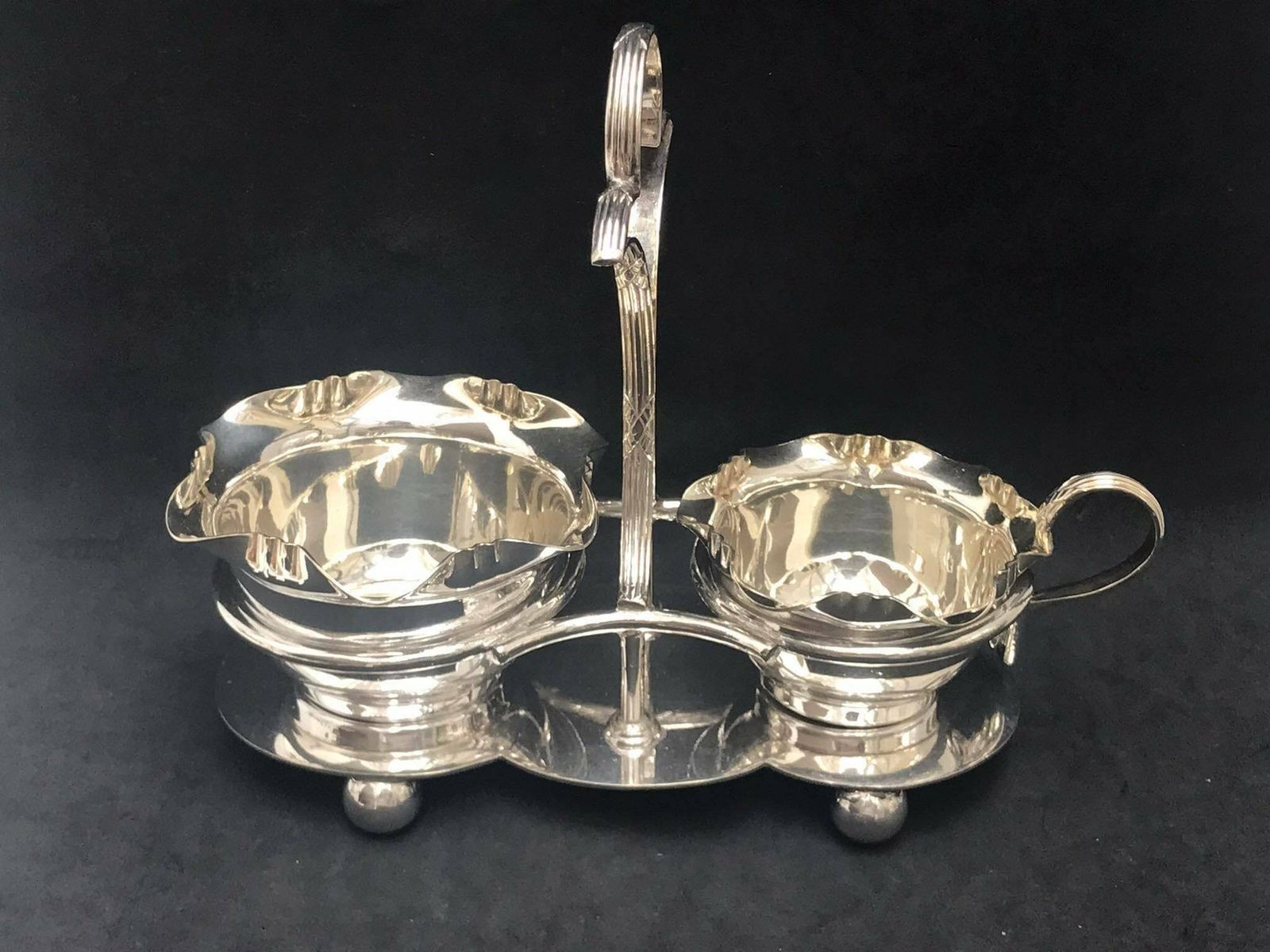 Victorian Milk Jug Creamer And Sugar Bowl Set, Silver Plated On Stand Holder By Yeoman Breakfast Set Jam Bowl English Tea Table Decor photo vinterior