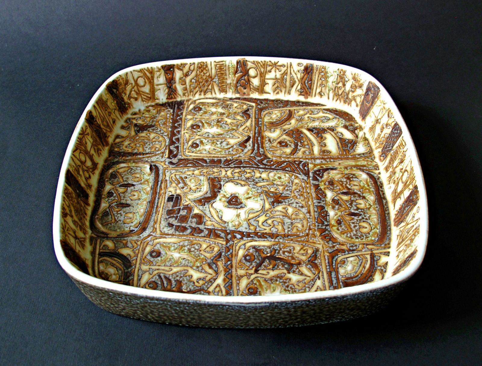 Royal Copenhagen Baca Fajance Dish By Nils Thorssen 719/2884 Denmark photo furniture
