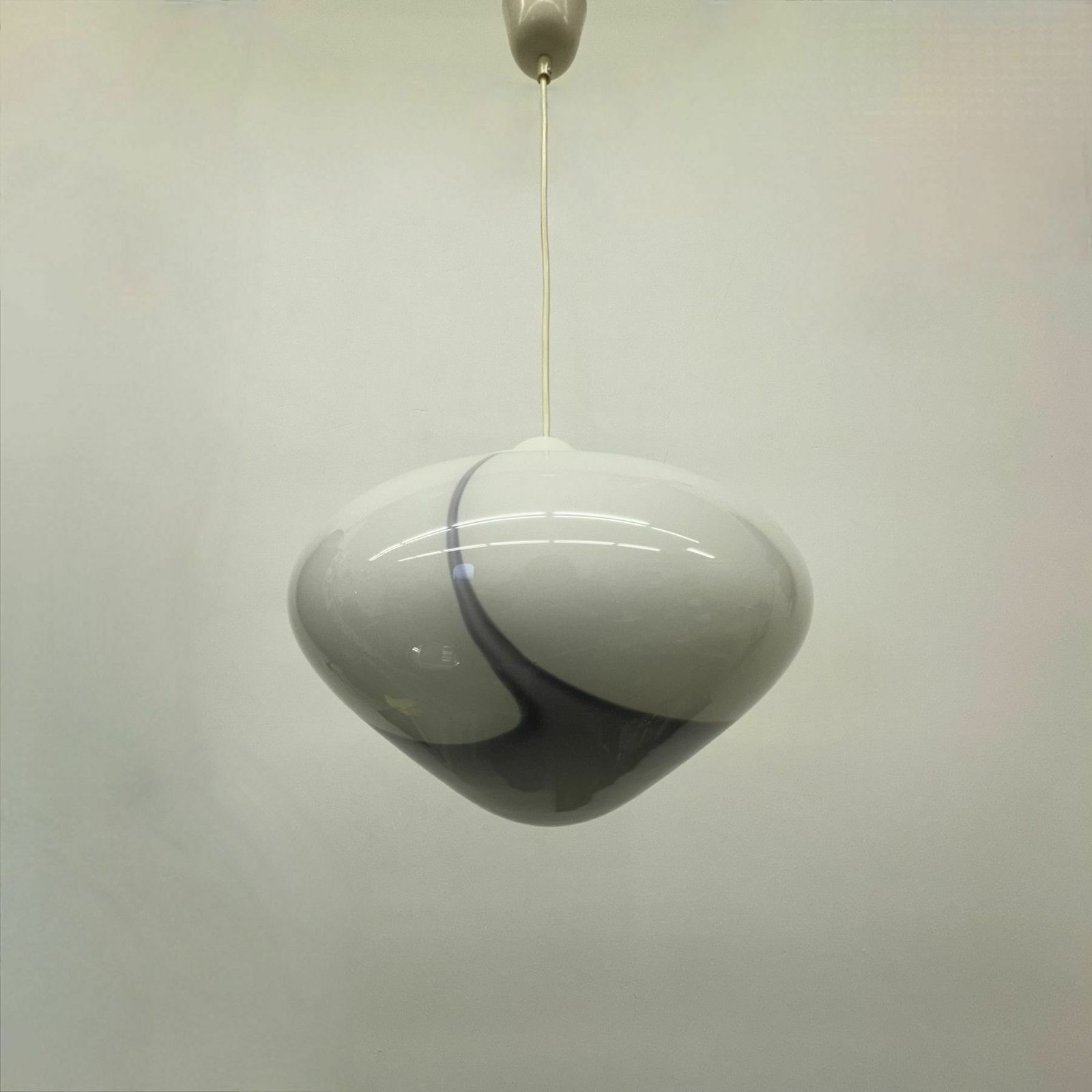 Peil & Putzer Hanglamp, Jaren 1970 photo buy