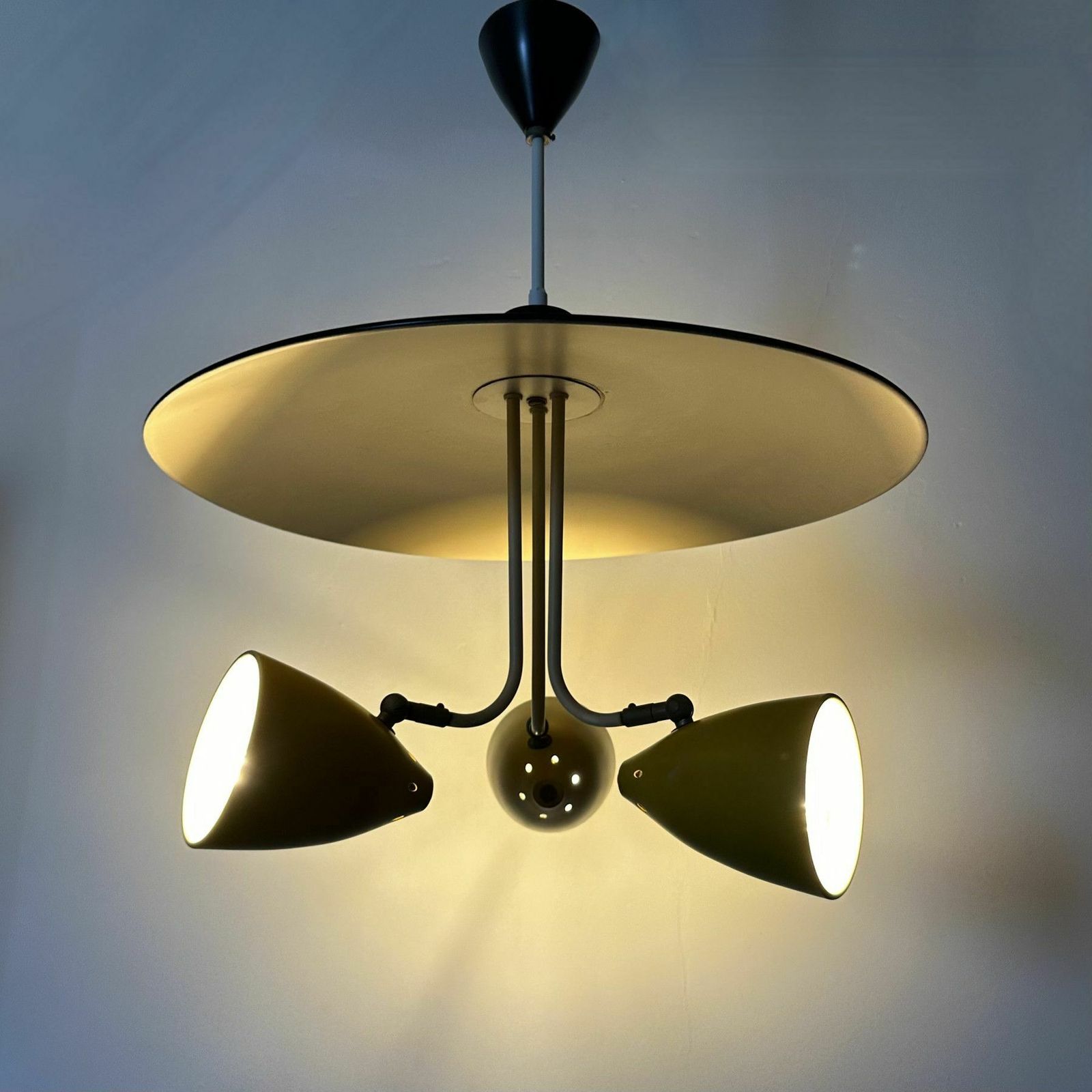 photo furniture Hala Zeist Hanglamp J.H. Busquet Pendant, Ca. Jaren 1950