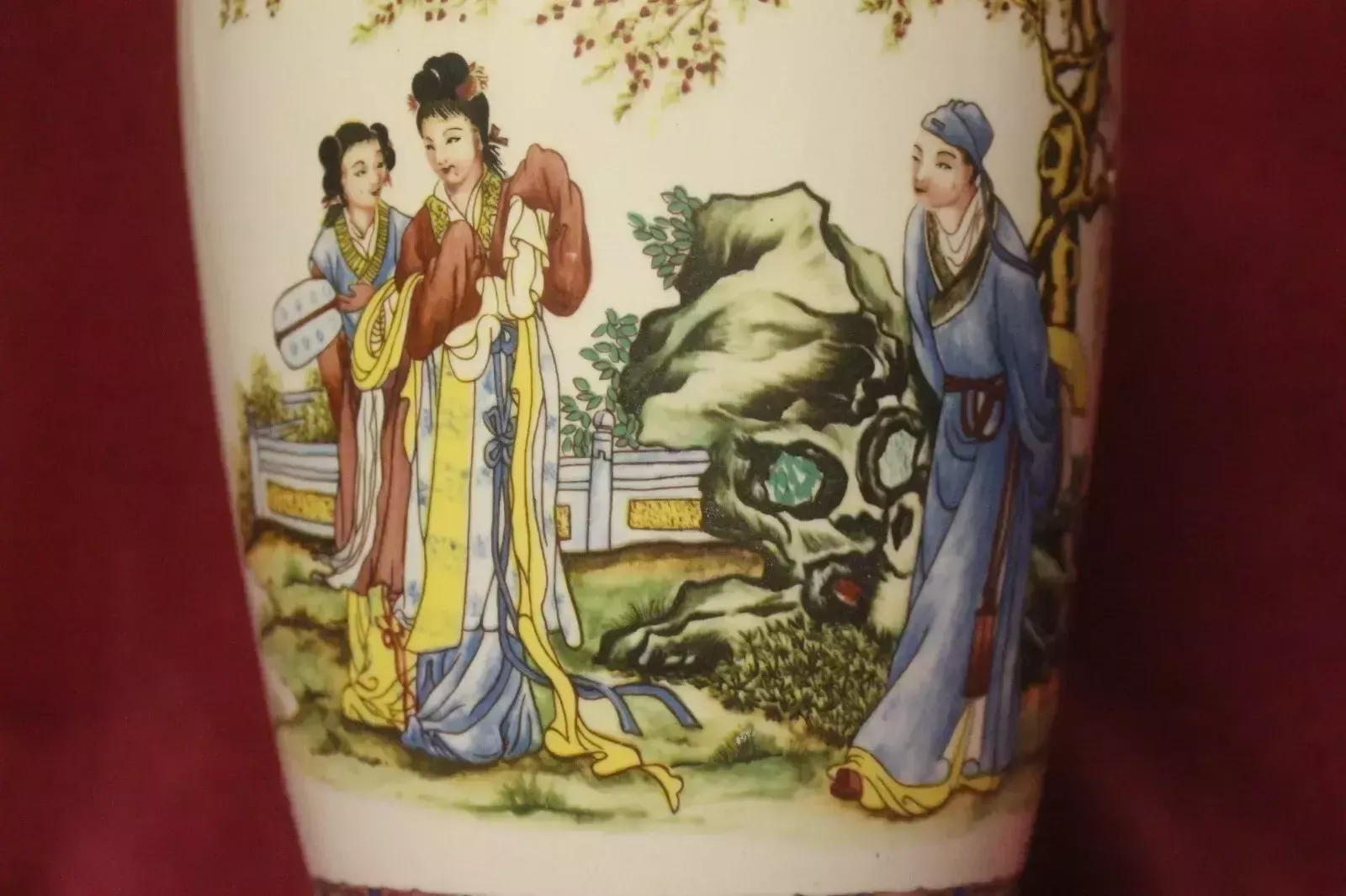 Antiques Enameled Porcelain & Pottery Ginger Vase Chinese Hand Painted photo for sale