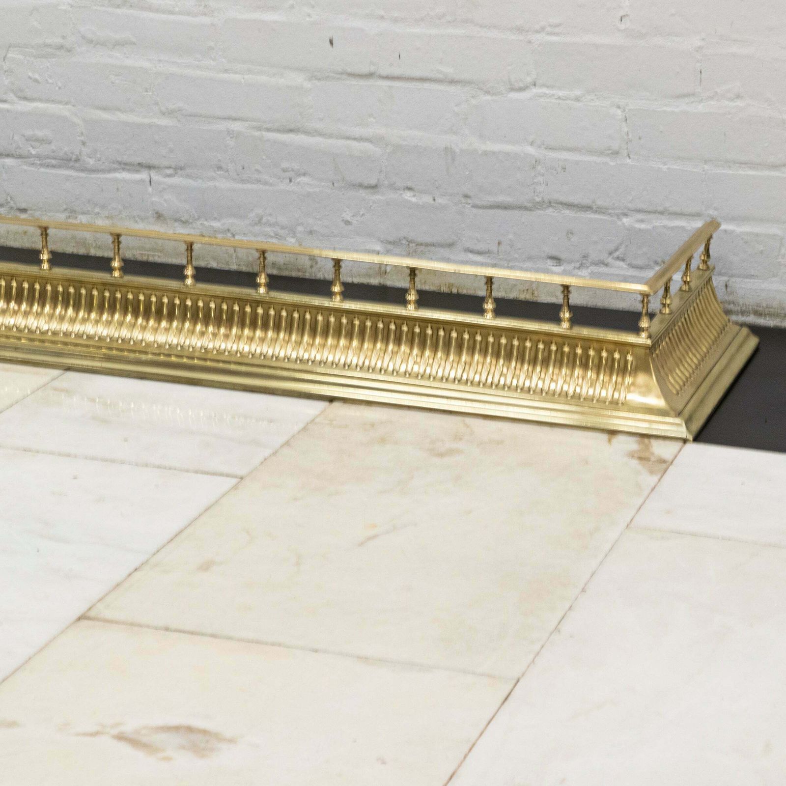 Antique Brass Fireplace Fender photo vinterior