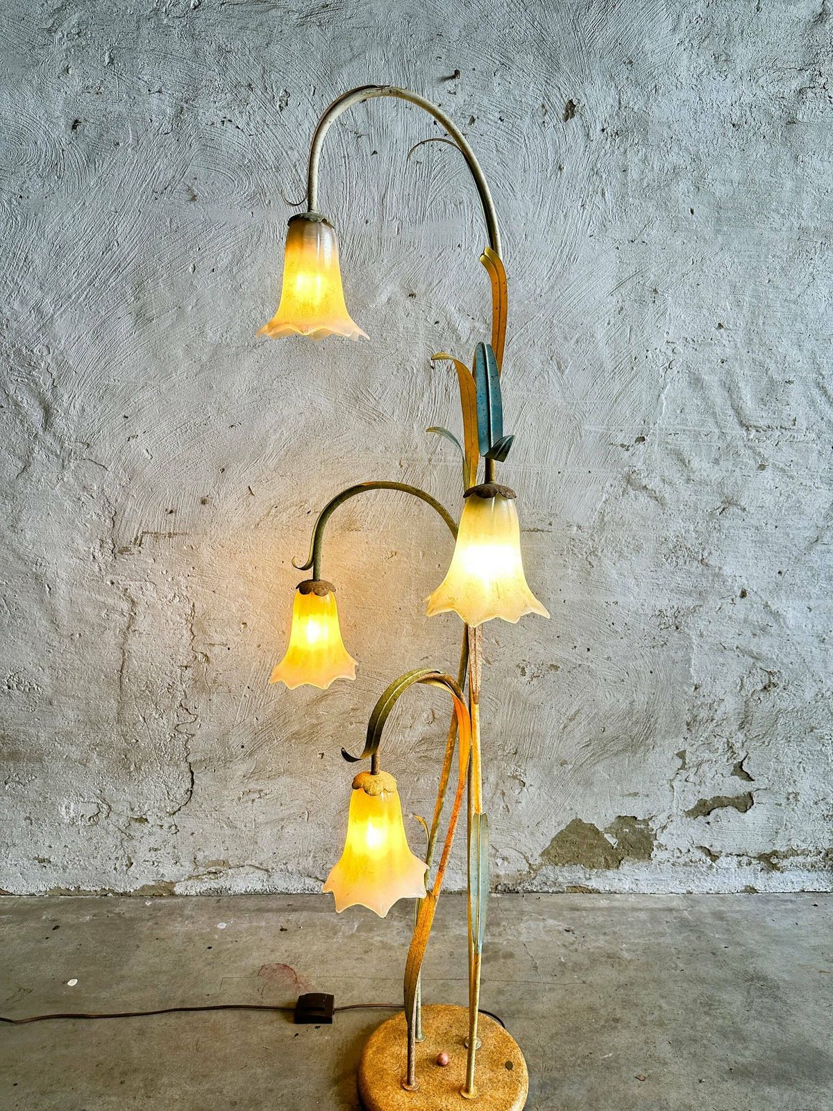 Mid Century Elegant Tole Ware Floral Floor Lamp With Glass Pendants, France 1980s. photo vinterior